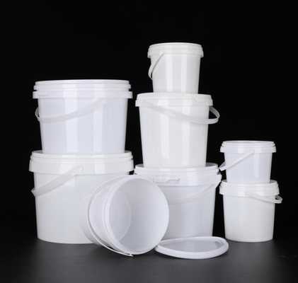 Balde de plástico branco de qualidade alimentar com tampa 1L-5L Capacidade de alça reciclável livre de BPA -40°F a 180°F Faixa de temperatura