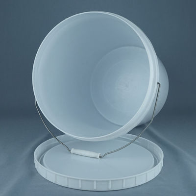 Matéria prima química que empacota o tambor plástico redondo com tampa e punho