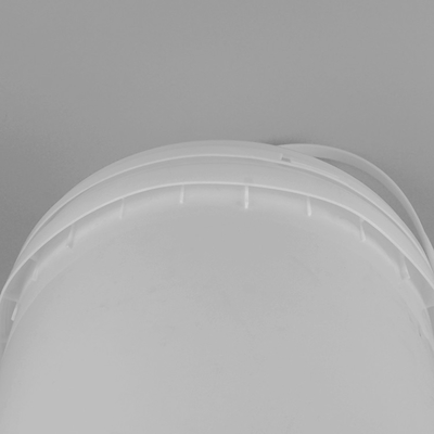 Balde de pintura de plástico resistente a UV com alça