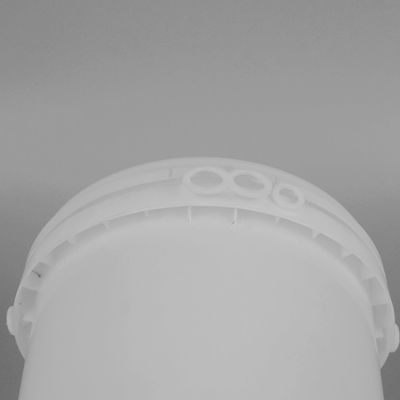 Cubeta plástica pequena da capacidade 2L com tampa e punho