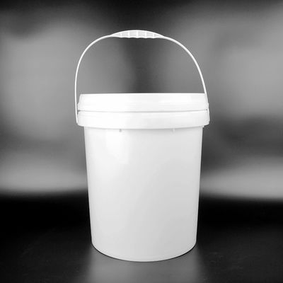 Revestimentos dos adubos em volta da cubeta plástica 17kg com tampa e punho