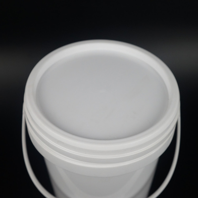 Produto comestível plástico redondo branco do produto químico/da cubeta de 1 galão com tampas